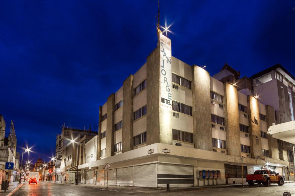 公寓 萨尔蒂约  酒店 公寓 租车 圣乔治酒店 (酒店),萨尔蒂约(墨西哥)