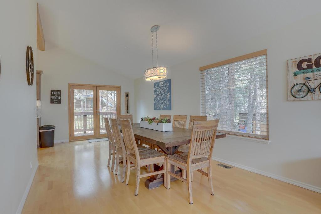 west hills-nw bend-3br/2ba