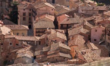 Torres de Albarracín的Cheap Hotels