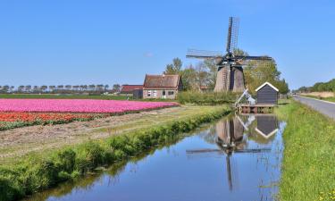 Sint Maartensbrug的带停车场的酒店