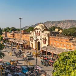 斋浦尔 1220家带停车场的酒店