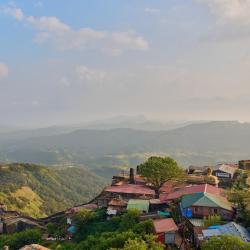 马哈巴莱斯赫瓦尔 234家带停车场的酒店