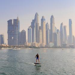 迪拜 14252家带泳池的酒店