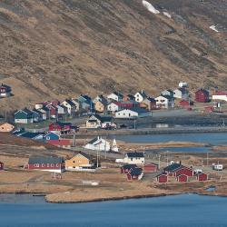 Skarsvåg 3家露营地