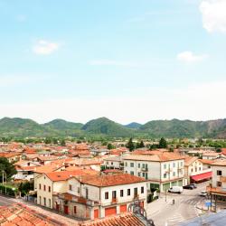 Torreglia 5家带停车场的酒店