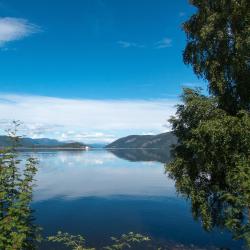 Treungen 3家带热水浴缸的酒店