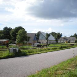 Ire 4家带停车场的酒店