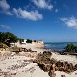 莫桑比克岛 3家海滩短租房
