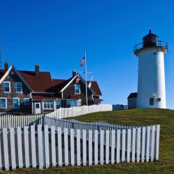 East Falmouth 4家Spa酒店