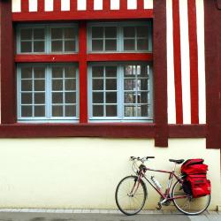 Breteuil 4家自助式住宿