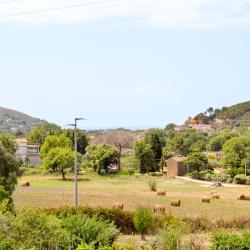 蒙泰科里切 7家带泳池的酒店