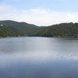 措伊伦罗达 6家简易别墅