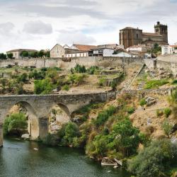 莱德斯马 8家住宿