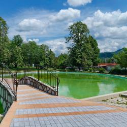 佩什泰拉 7家带停车场的酒店