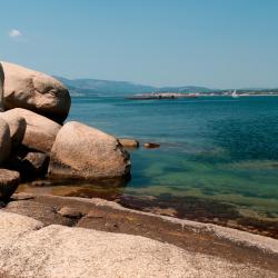 维拉加尔西亚&middot;德&middot;阿劳萨 87家带停车场的酒店