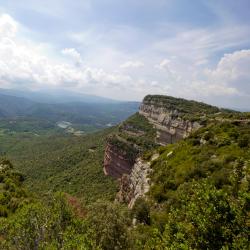 塔维亚诺勒斯 3家带泳池的酒店