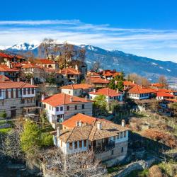 帕莱斯潘蒂雷蒙 3家豪华酒店