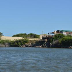 巴拉德尔楚 6家带泳池的酒店