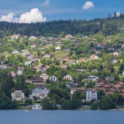 戴伊 24家带停车场的酒店