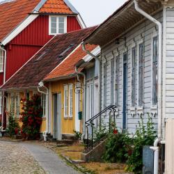 法尔肯贝里 3家带泳池的酒店