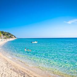 撒尼海滩 52家带泳池的酒店