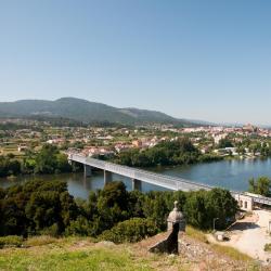 图伊 31家带停车场的酒店