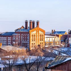 萨玛拉 87家带泳池的酒店