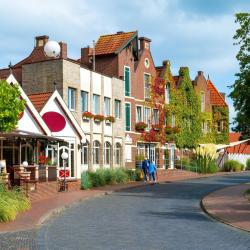 霍鲁梅尔希尔 99家海滩酒店