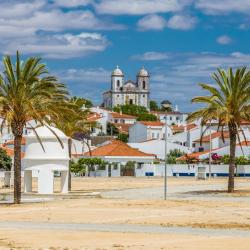 贝雅 13家带泳池的酒店