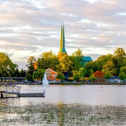 韦克舍 47家带停车场的酒店