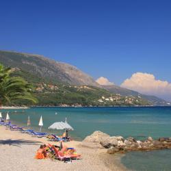 达西亚 41家带泳池的酒店