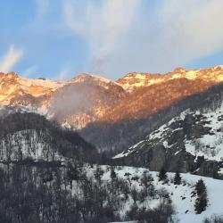 奇廉内瓦达斯 4家温泉住宿