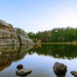 西尔万湖 13家带停车场的酒店