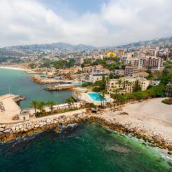 朱尼耶 35家带泳池的酒店