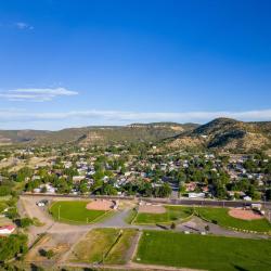 拉顿 13家带停车场的酒店