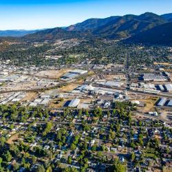 格兰茨帕斯 13家带泳池的酒店