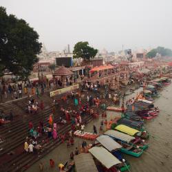 Ayodhya 705家住宿