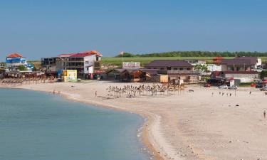 Vama Veche Beachfront的酒店