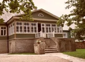 Väike-Liiva Villa