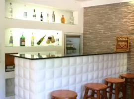 特劳伯酒店