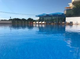 Apartments De Lara，位于尤塔哈的酒店