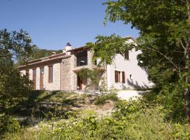 Mazzamurello，位于Caldarola的滑雪度假村