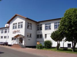 Hotel Rügen Park KG，位于京斯特的酒店