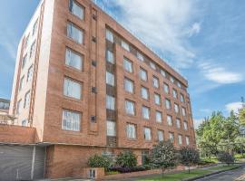 Hotel Plaza Suites，位于波哥大的酒店