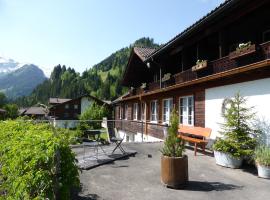 Pension Alpina，位于伦克的酒店