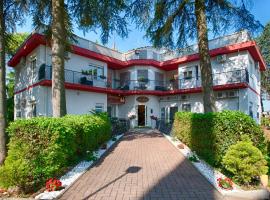 洛坎达圣比亚格乡村民宿，位于米萨诺阿德里亚蒂科的酒店