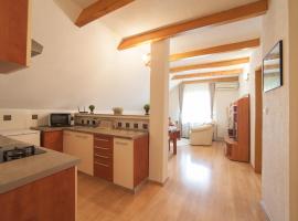 Apartmant & Room Bruna，位于德雷兹尼克格雷德的酒店