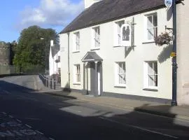 Castle Square Apartments Beaumaris