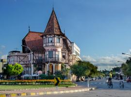 Hotel Colón，位于皮里亚波利斯的酒店