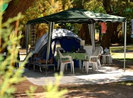 Camping Mithimna，位于基萨莫斯的豪华帐篷营地